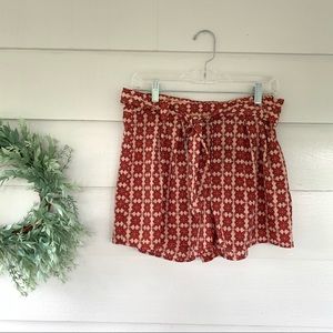 🌿 4/$20 🌿 Shrinking Violet linen shorts